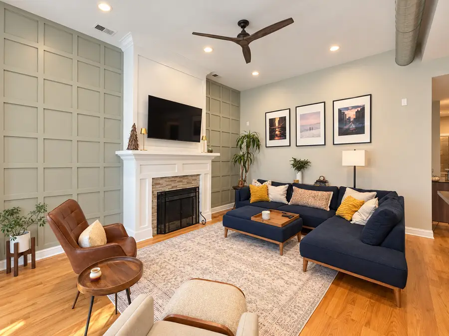 4447 N Magnolia Avenue #3, Chicago, IL 60640 - #3