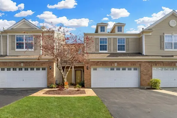 2420 Evergreen Circle, McHenry, IL 60050