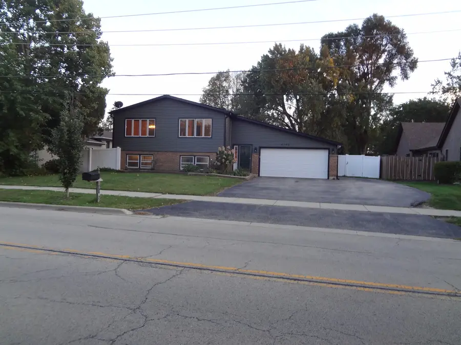 4193 Blackstone Avenue, Gurnee, IL 60031 - #2