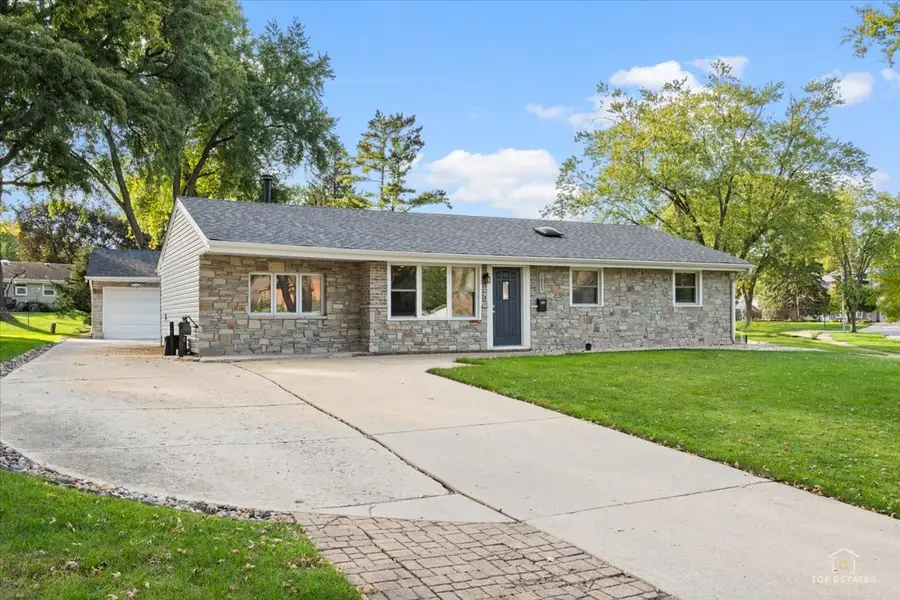 1831 Wedgewood Lane, Schaumburg, IL 60193 - #2