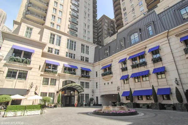 11 E Walton Street #3202, Chicago, IL 60611