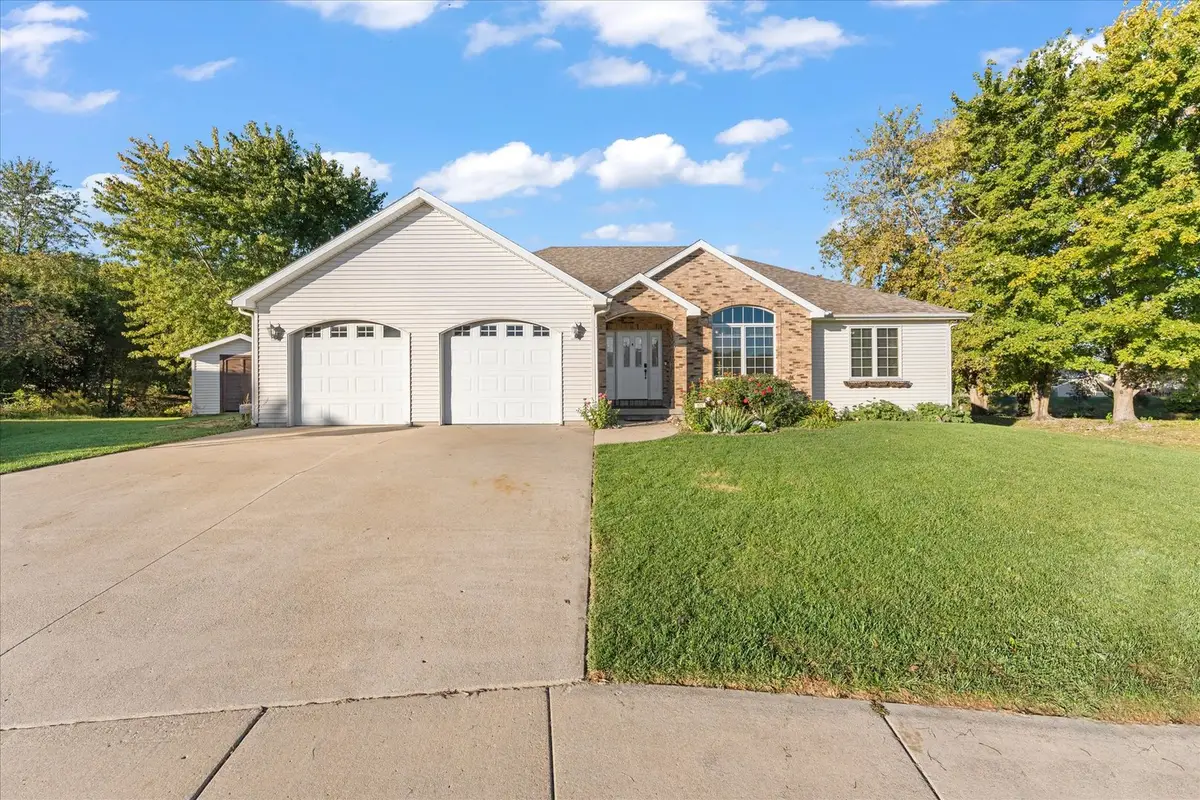 101 Red Bud Court, Mahomet, IL 61853 - #1