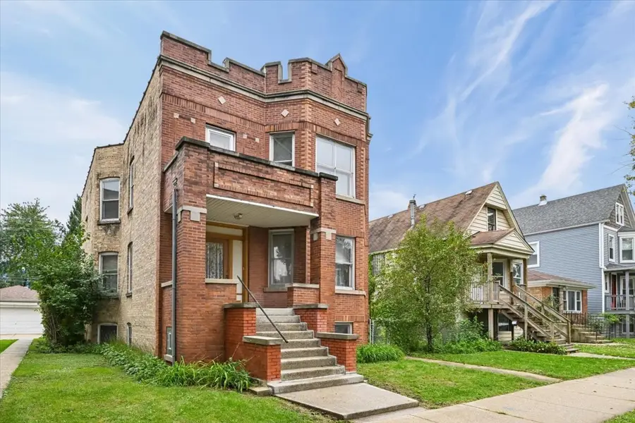 3327 N Hamlin Avenue, Chicago, IL 60618 - #2