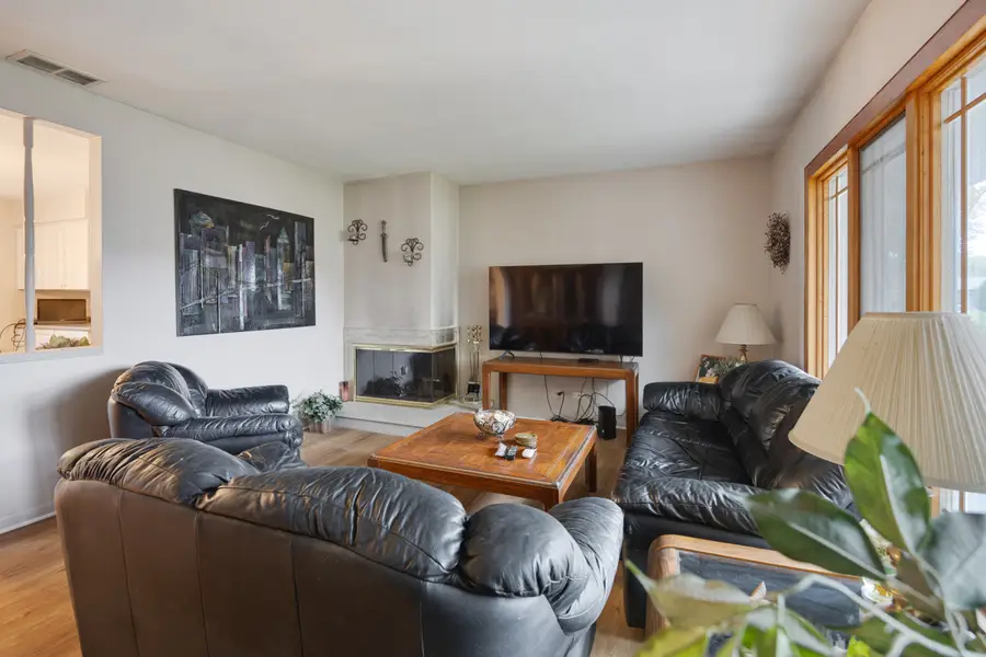 89 Grange Road, Elk Grove Village, IL 60007 - #3