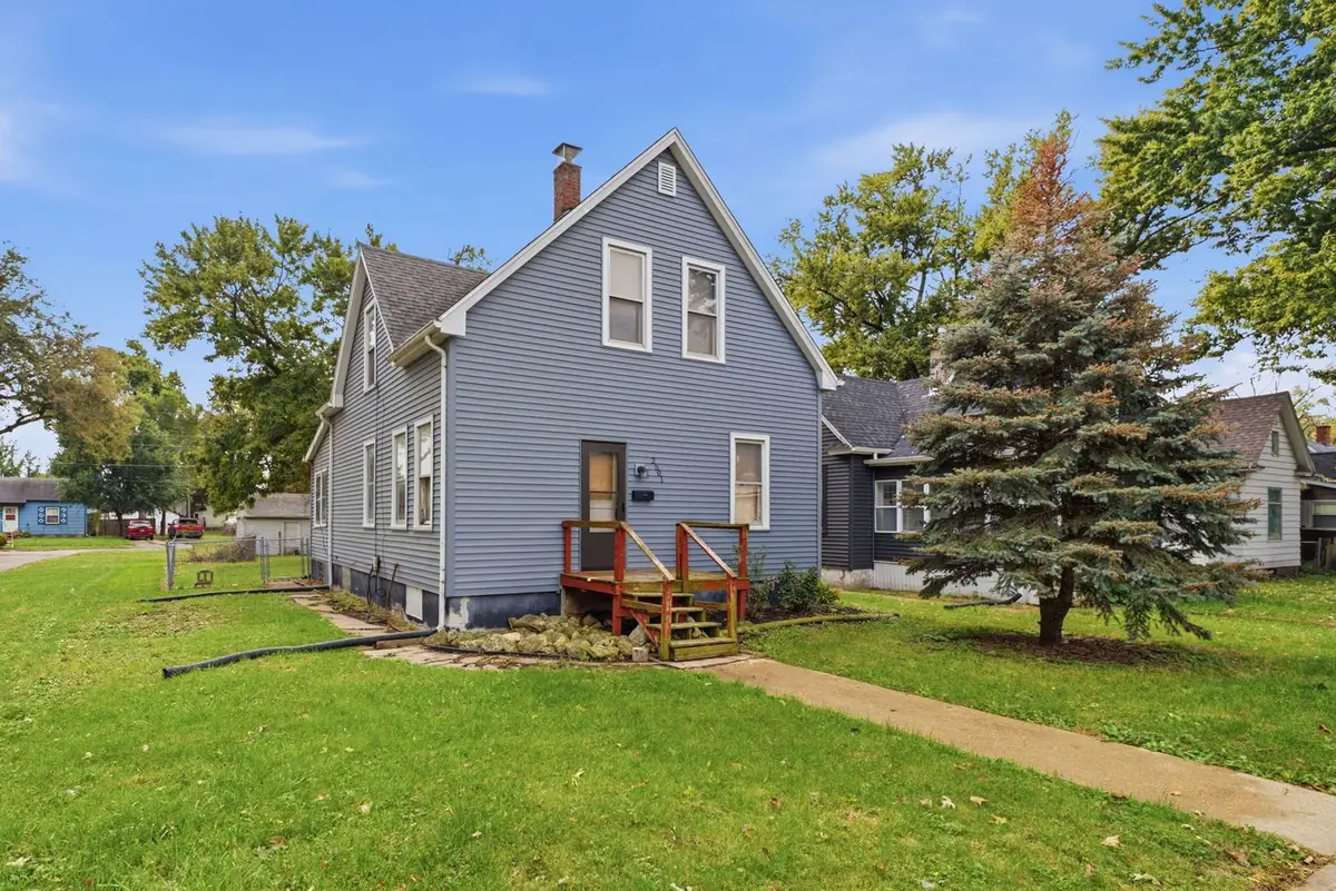 2501 Mckinley Avenue, Davenport, IA 52802 - #1