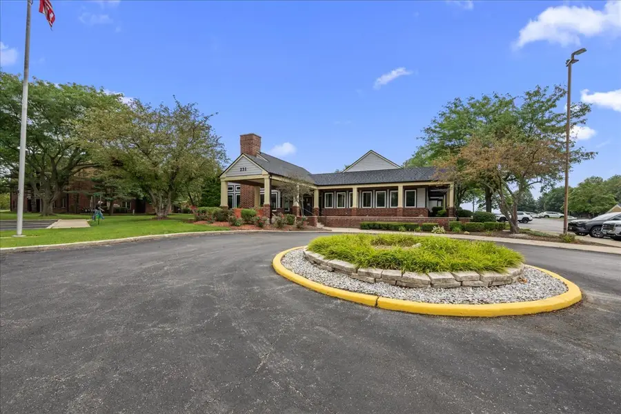 204 Glengarry Drive #102, Bloomingdale, IL 60108 - #2