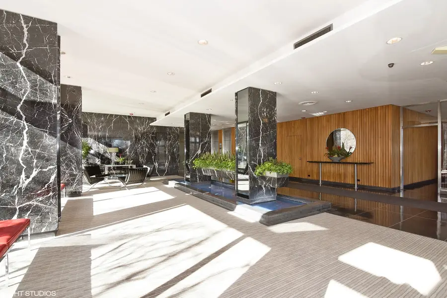 3900 N Lake Shore Drive #17F, Chicago, IL 60613 - #2