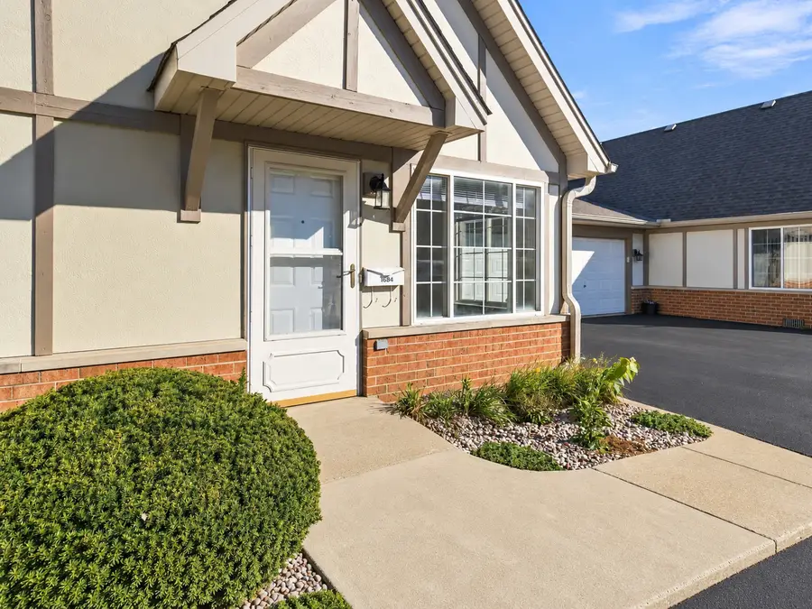 1684 Willow Circle Drive #1684, Crest Hill, IL 60403 - #2