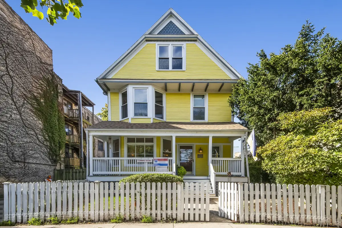 6742 N Glenwood Avenue, Chicago, IL 60626 - #1