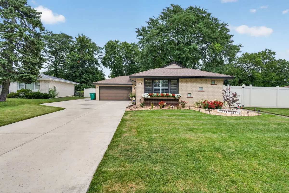 1043 Walter Street, Lemont, IL 60439 - #1