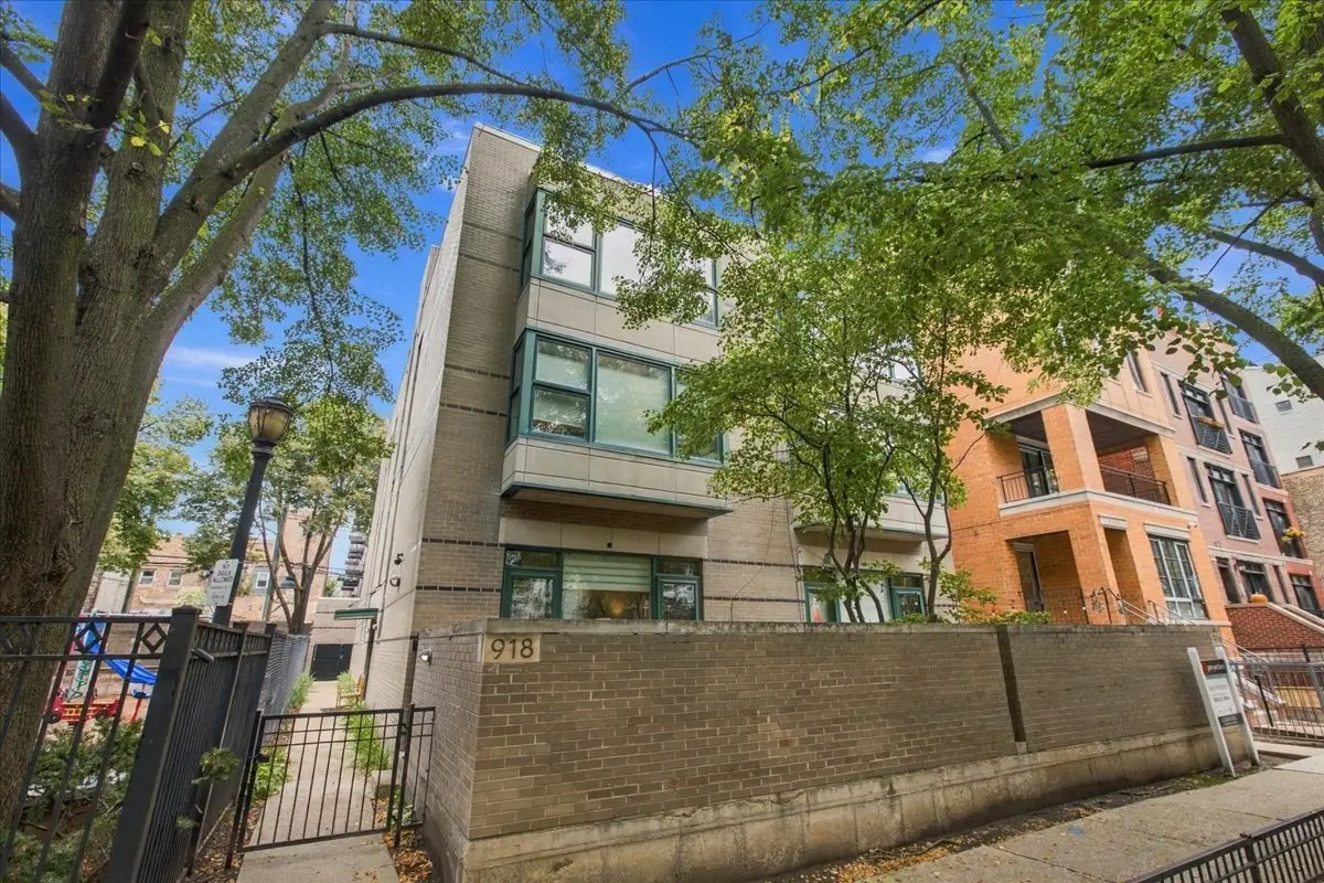 918 W Fletcher Street #C, Chicago, IL 60657 - #1