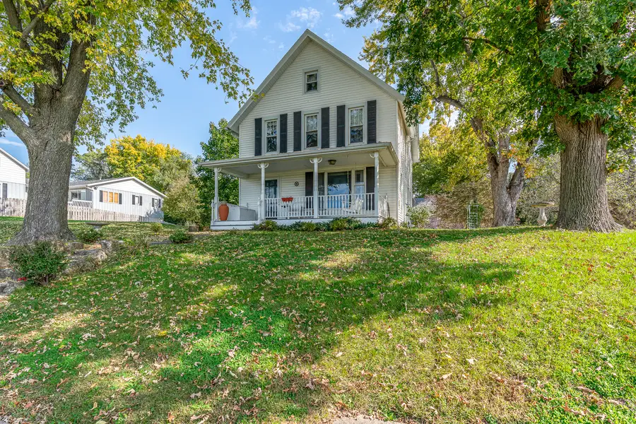 504 N 4th Street, Savanna, IL 61074 - #2