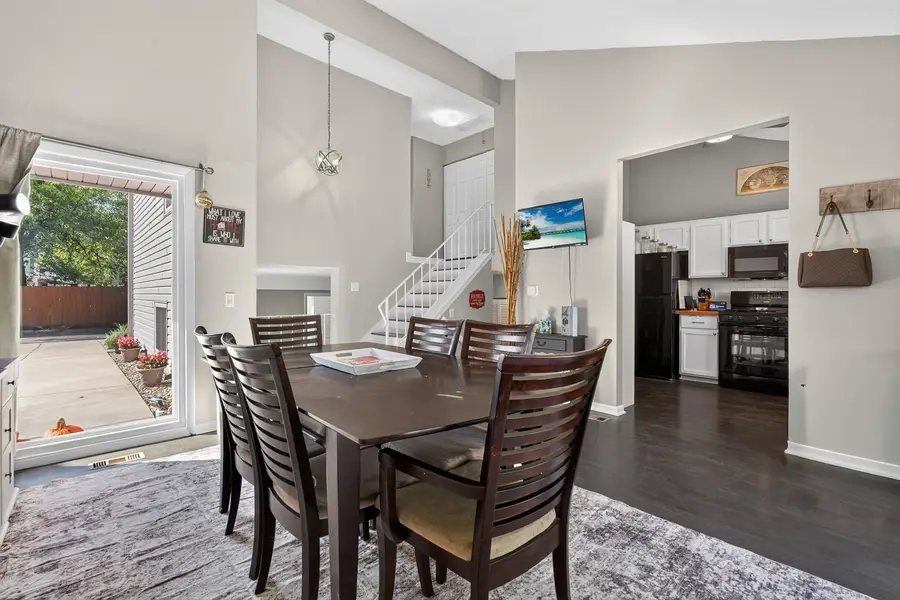30W160 Linden Square, Warrenville, IL 60555 - #3