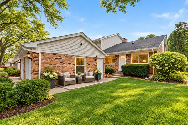 2001 Pepper Valley Drive, Geneva, IL 60134