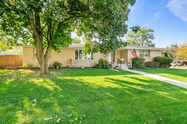 5230 S Harlan Drive, Rochelle, IL 61068