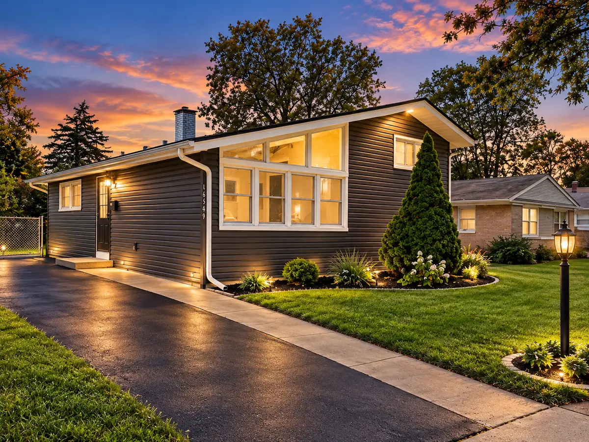 16549 Winchester Avenue, Markham, IL 60428 - #1