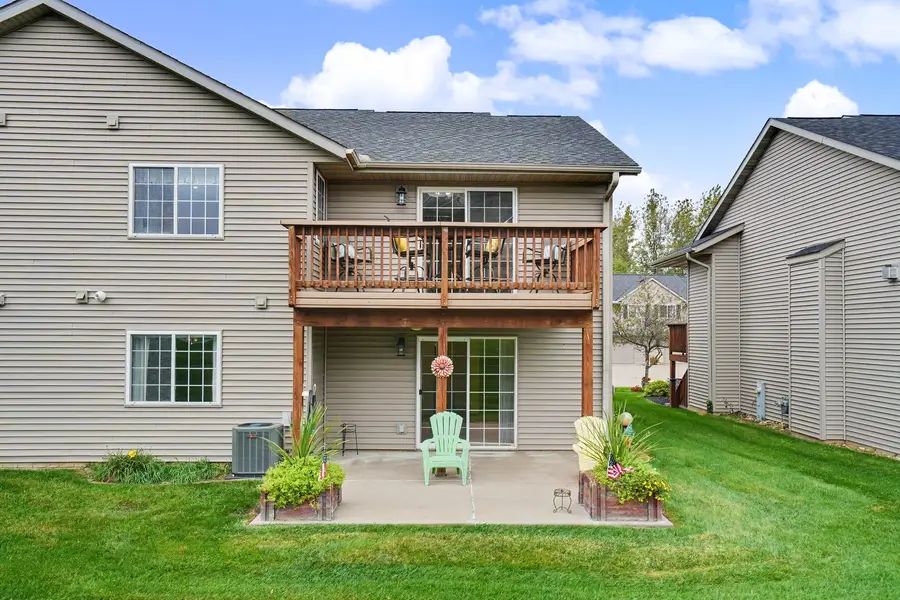 1619 E Lomar Street, Eldridge, IA 52748 - #2