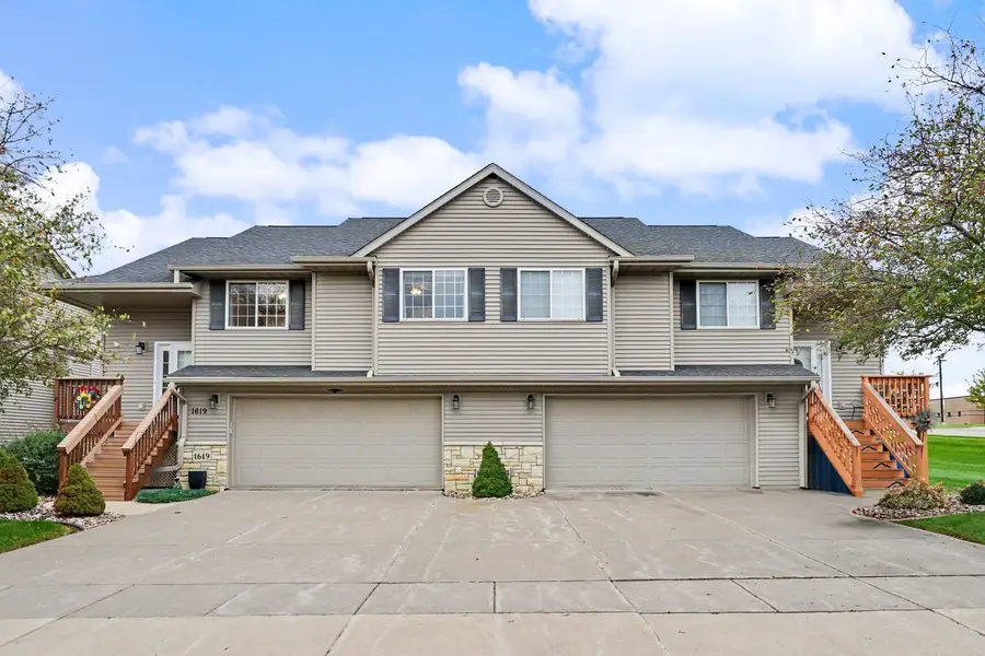 1619 E Lomar Street, Eldridge, IA 52748 - #3