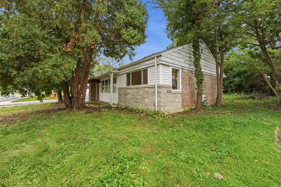 327 Marquette Street, Park Forest, IL 60466 - #3