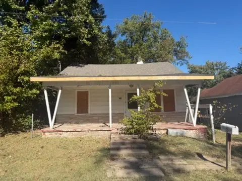 510 W Kennicott Street, Carbondale, IL 62901