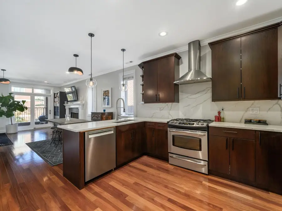 1043 W Monroe Street #3, Chicago, IL 60607 - #2