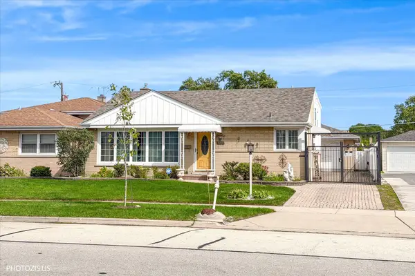 8811 N Merrill Street, Niles, IL 60714