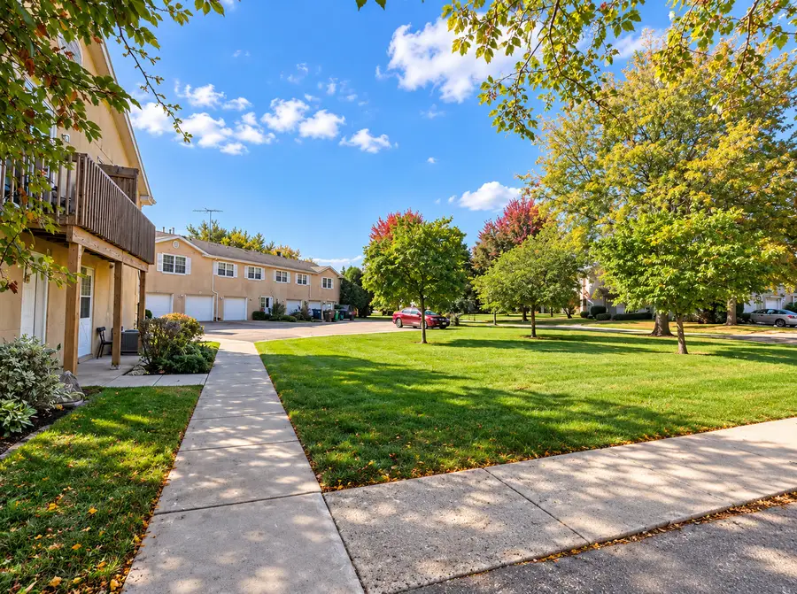 1140 Greenwood Circle #1140, Woodstock, IL 60098 - #2