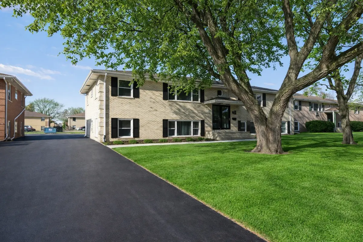 241 S Small Avenue, Kankakee, IL 60901 - #1