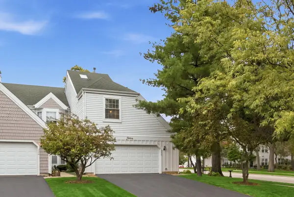 290 Oak Bluff Court, Wauconda, IL 60084