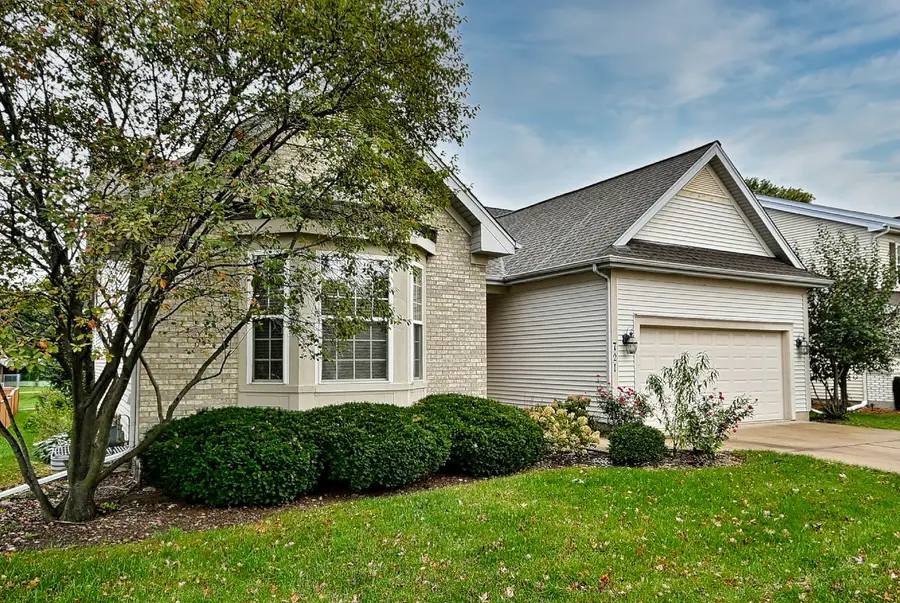 721 Clover Ridge Lane, Itasca, IL 60143 - #2