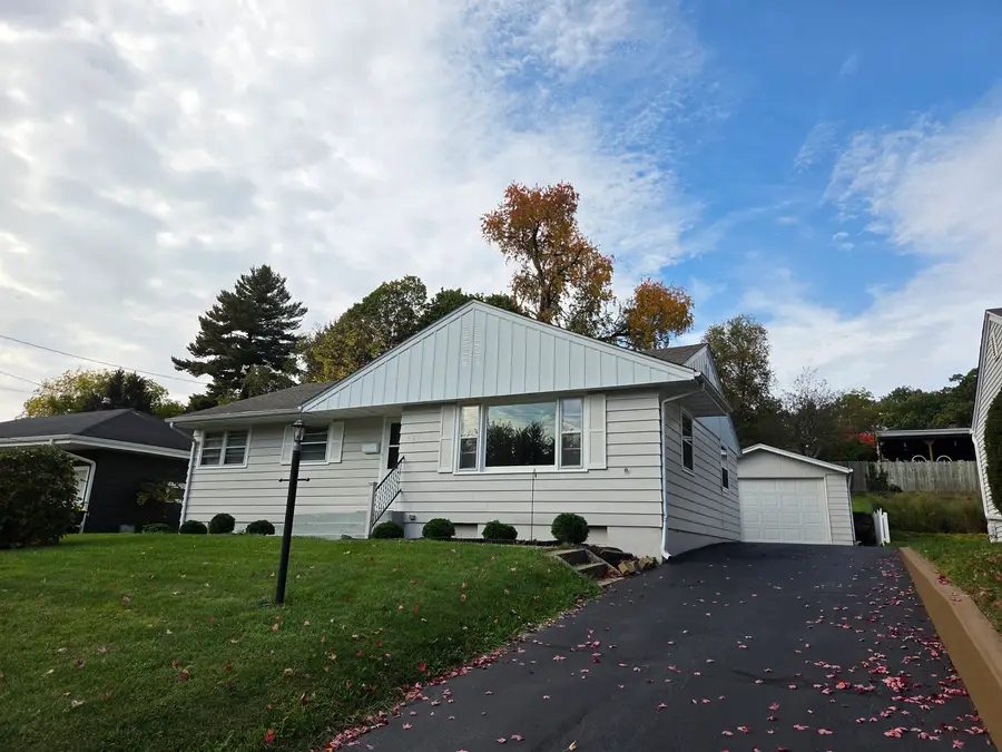 204 Warren Avenue, Rockford, IL 61107 - #3