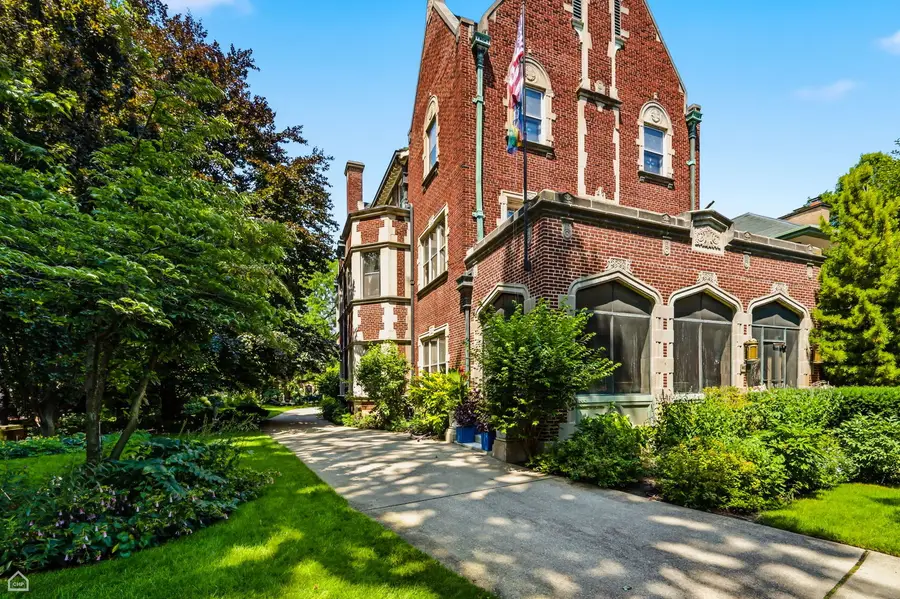 4940 S Greenwood Avenue, Chicago, IL 60615 - #3