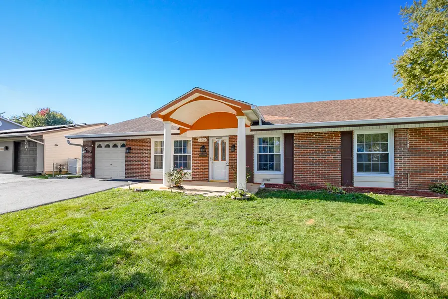 7650 Northway Drive, Hanover Park, IL 60133 - #2