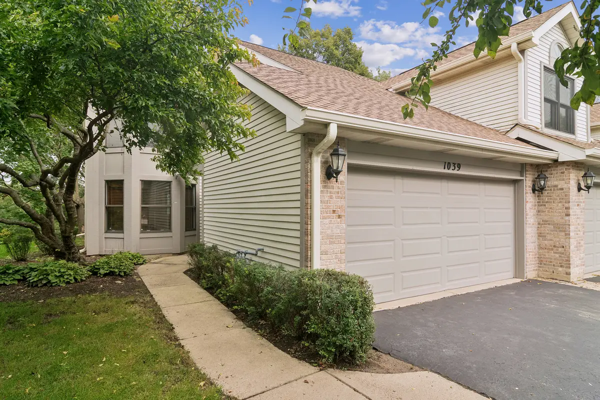 1039 N Auburn Woods Drive #1039, Palatine, IL 60067 - #1