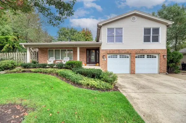 111 Norton Drive, Bloomingdale, IL 60108