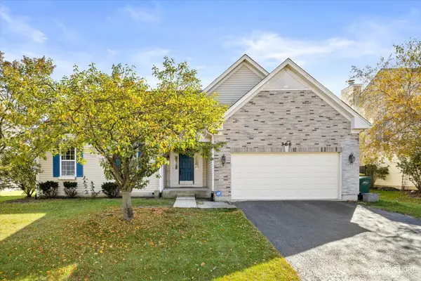 366 Chautauqua Lane, Sycamore, IL 60178