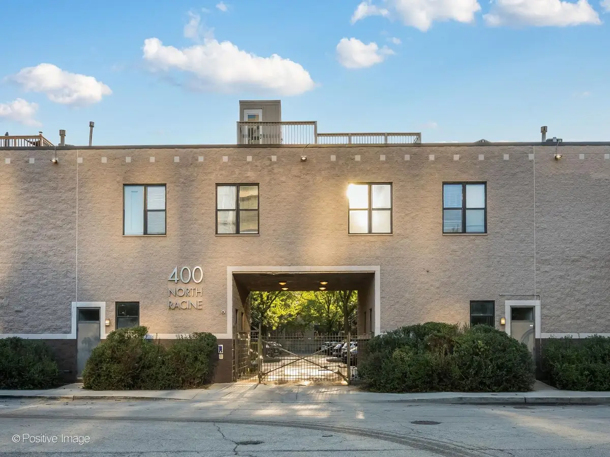 400 N Racine Avenue #105, Chicago, IL 60642 - #1