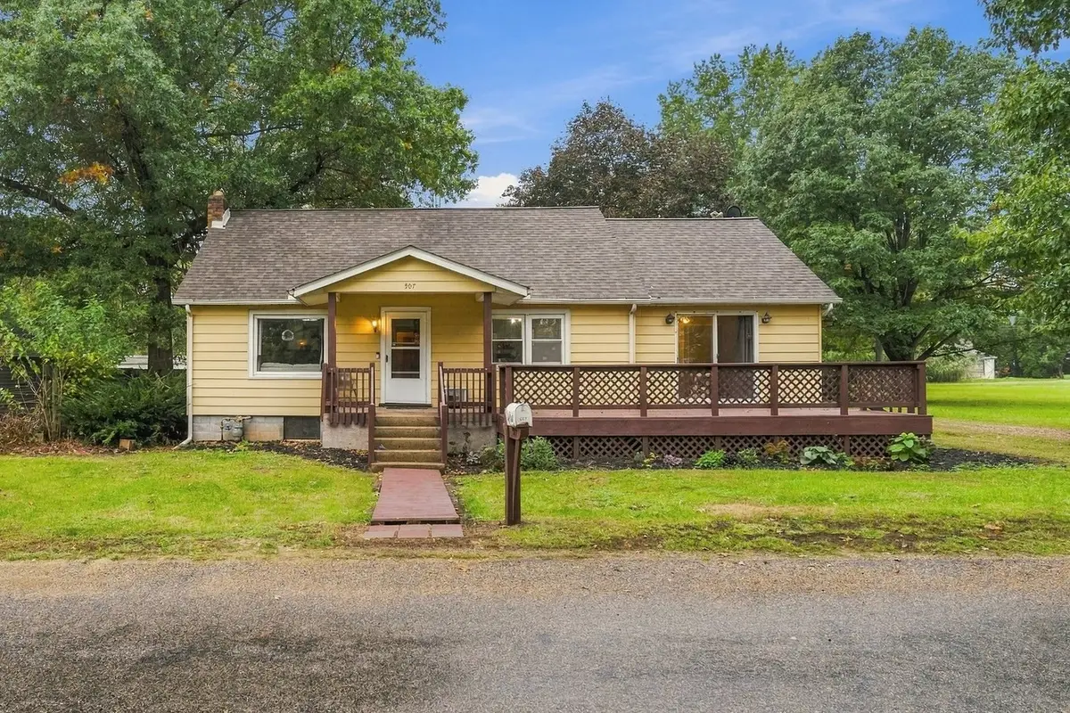507 Fremont Street, Henry, IL 61537 - #1