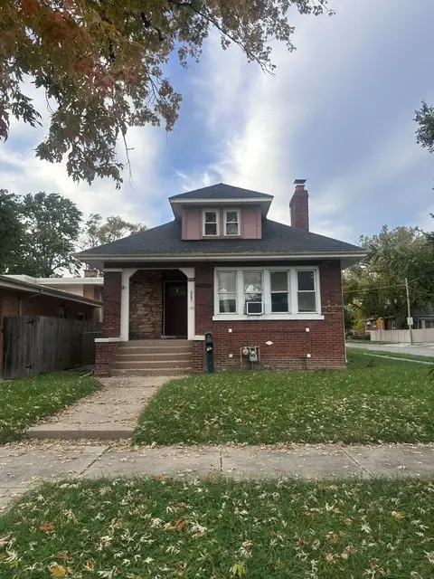 2502 Orchard Street, Blue Island, IL 60401