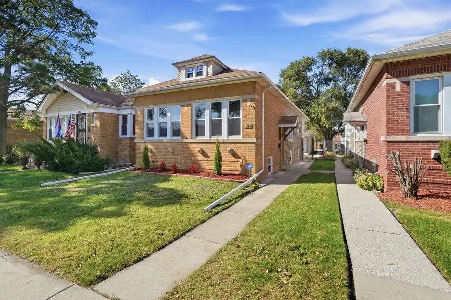 8718 S Euclid Avenue, Chicago, IL 60617 - #2