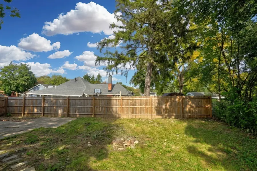 26110 W Lakeview Avenue, Ingleside, IL 60041 - #3