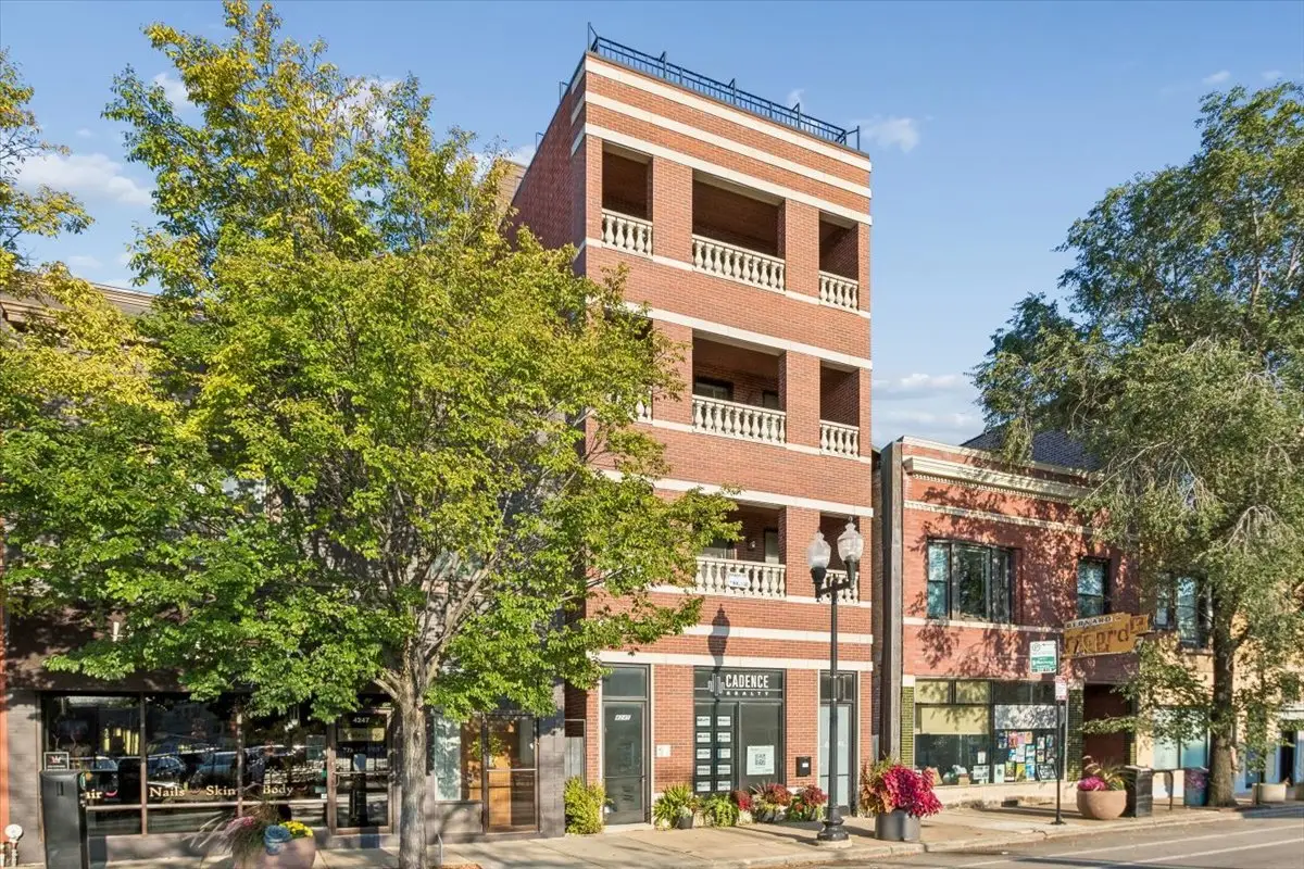 4245 N Lincoln Avenue #4, Chicago, IL 60618 - #1