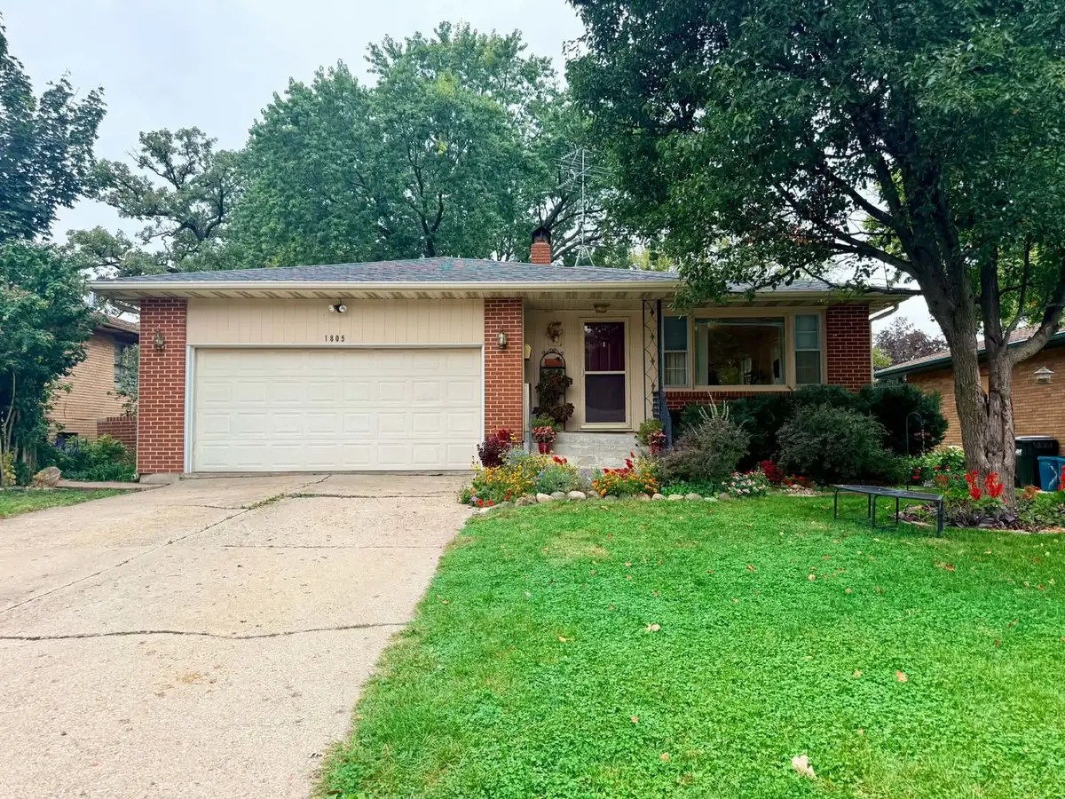 1805 Avenue K, Sterling, IL 61081 - #1