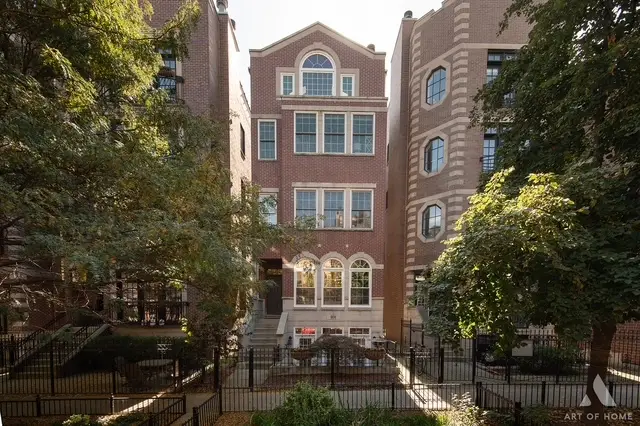 909 W Roscoe Street #1, Chicago, IL 60657 - #1