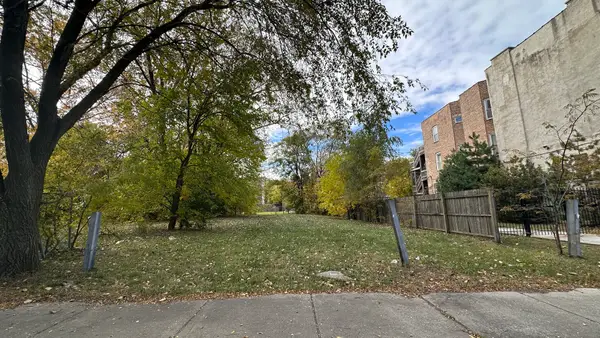 3612 S Lake Park Avenue, Chicago, IL 60653