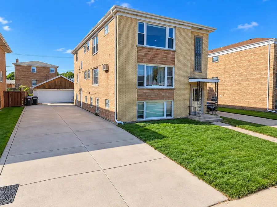 8716 N Elmore Street, Niles, IL 60714 - #3