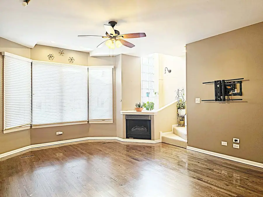 4240 N Kenmore Avenue #3N, Chicago, IL 60613 - #3