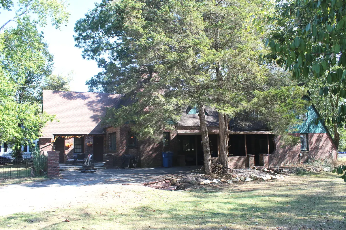 1032 Fairfield Road, Mount Vernon, IL 62864 - #1