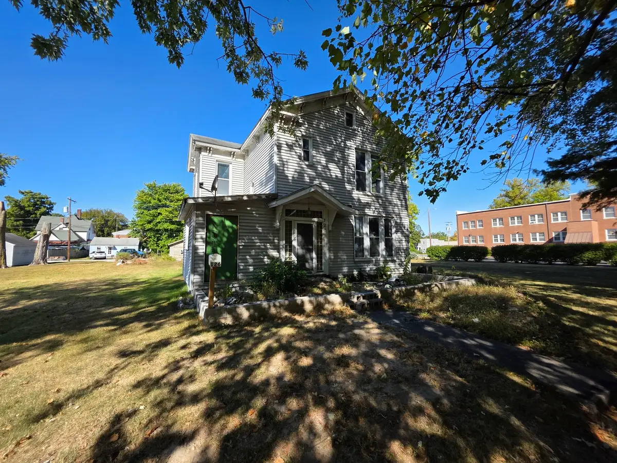 126 S Hickory Street, Centralia, IL 62801 - #1