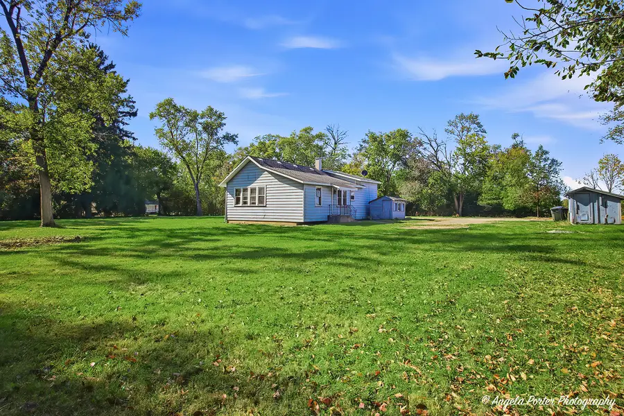 3320 Bull Valley Road, McHenry, IL 60050 - #3